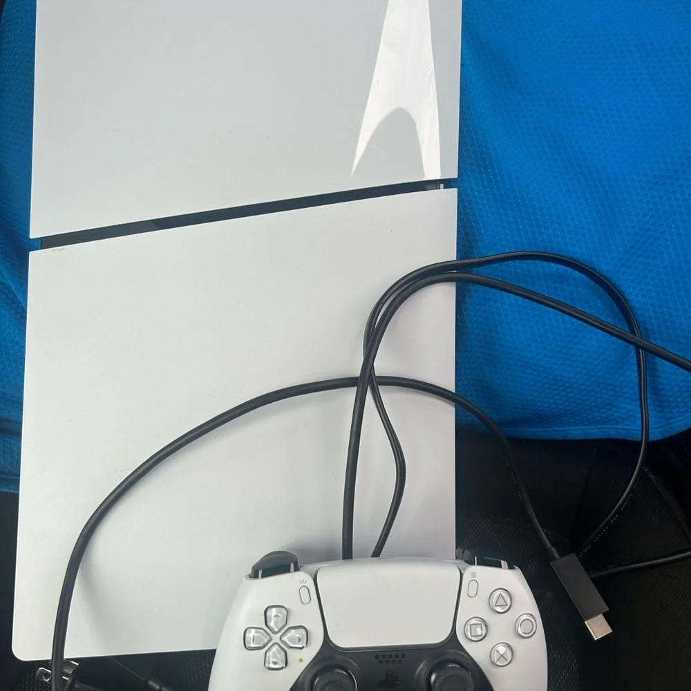 Sony White Gaming Console with Controller
